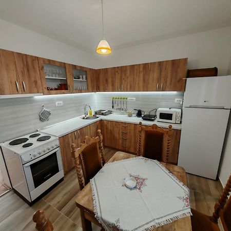 Apartments Domacinstvo Nikolic Valjevo Esterno foto