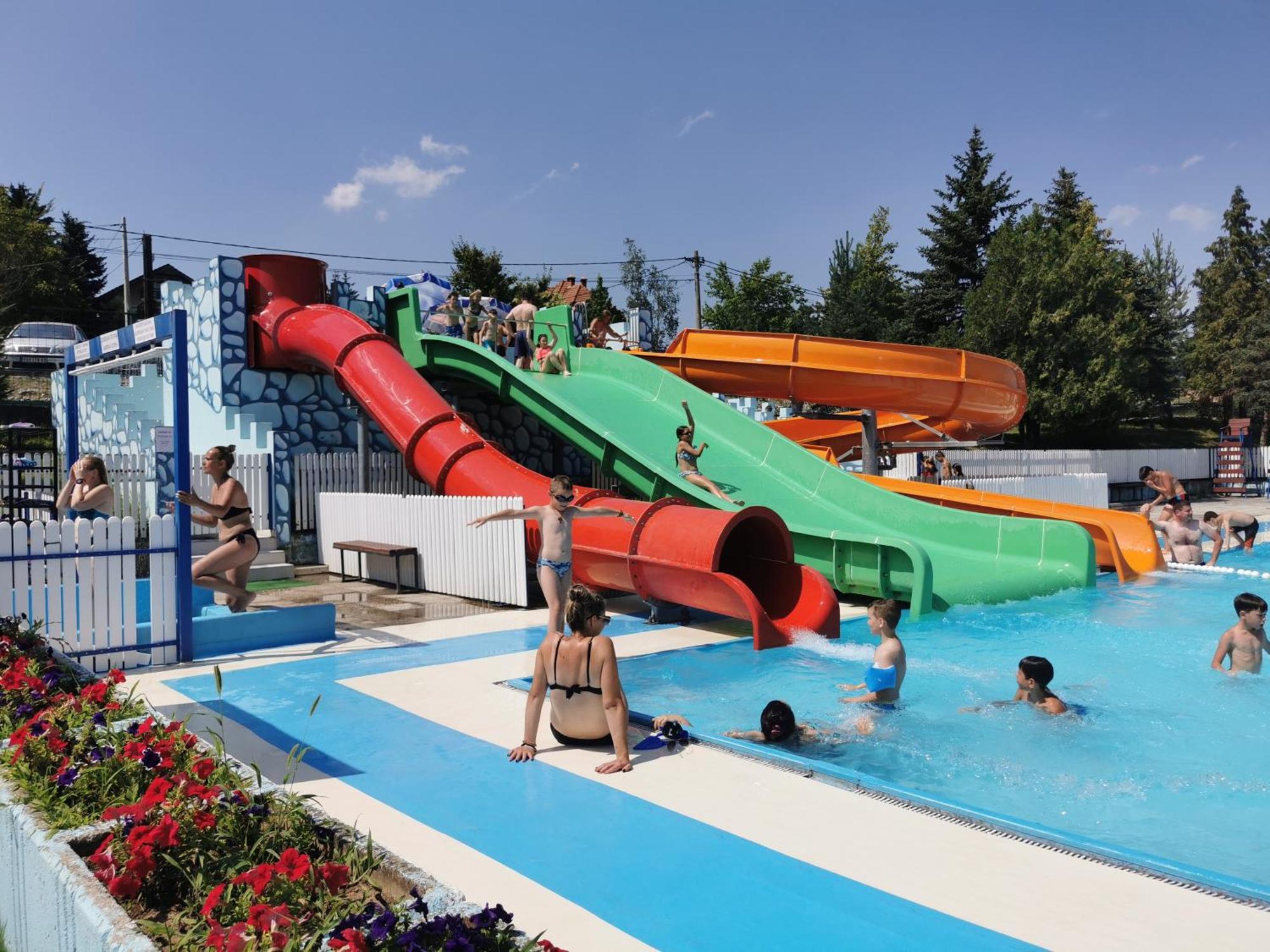 Apartments Domacinstvo Nikolic Valjevo Esterno foto