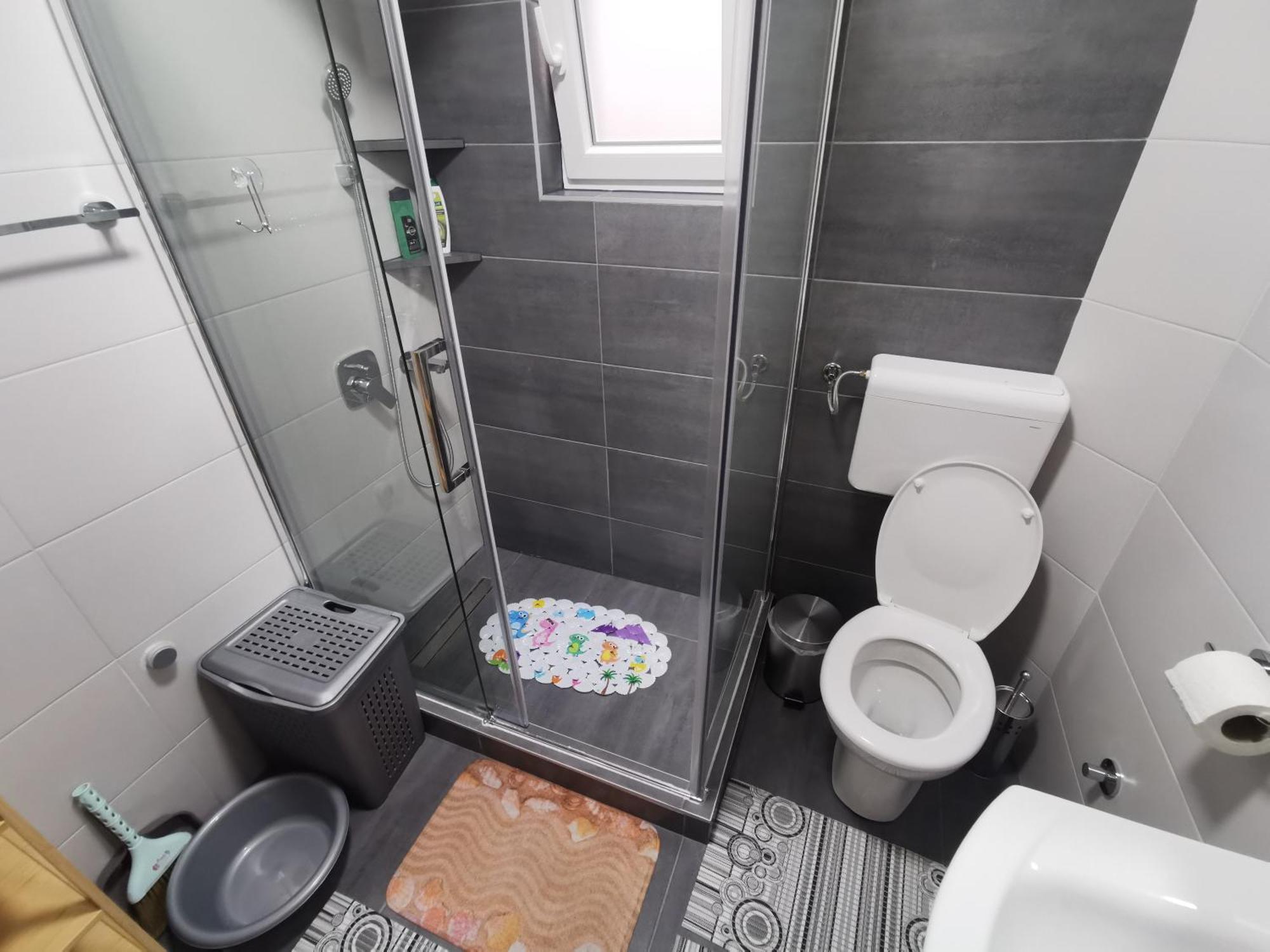 Apartments Domacinstvo Nikolic Valjevo Esterno foto