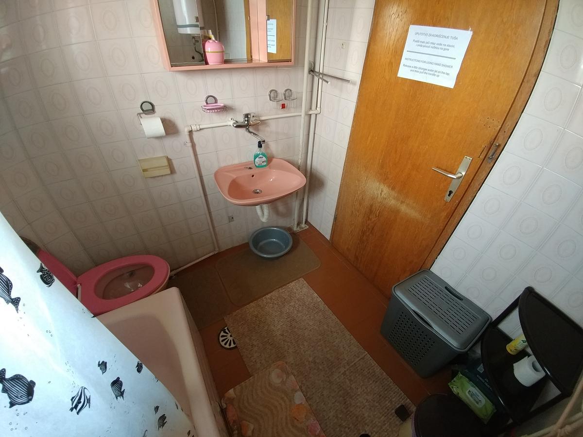 Apartments Domacinstvo Nikolic Valjevo Esterno foto