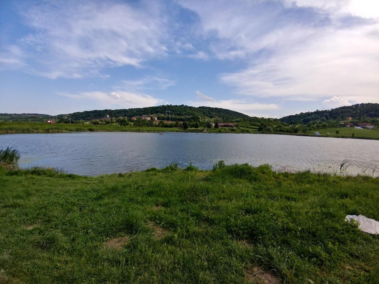 Apartments Domacinstvo Nikolic Valjevo Esterno foto