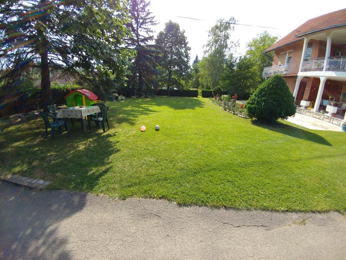 Apartments Domacinstvo Nikolic Valjevo Esterno foto