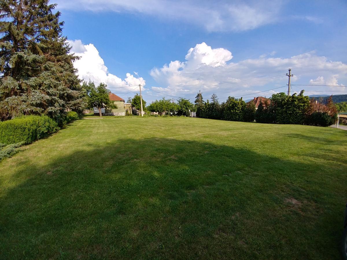 Apartments Domacinstvo Nikolic Valjevo Esterno foto